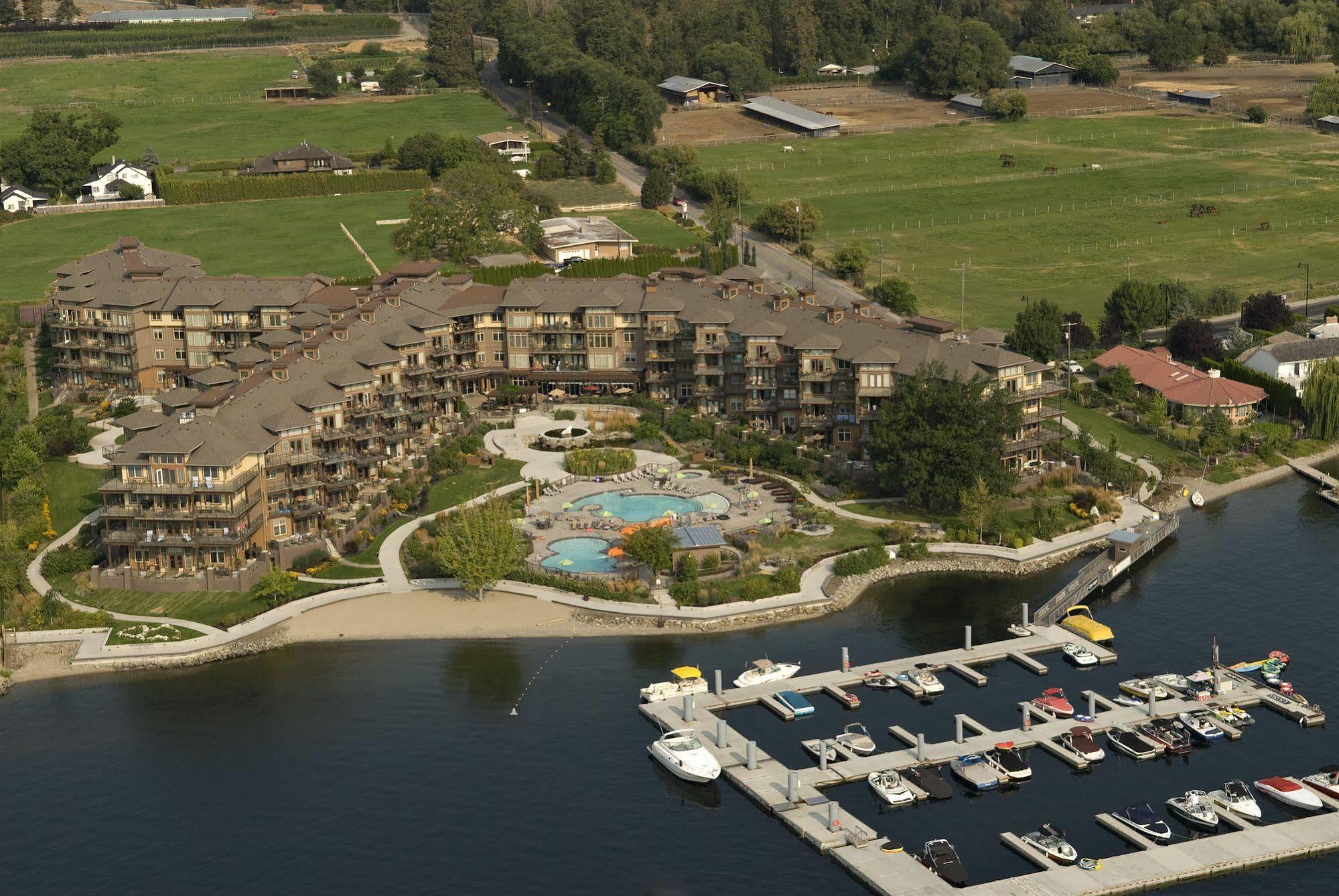 The Cove Lakeside Resort West Kelowna Esterno foto